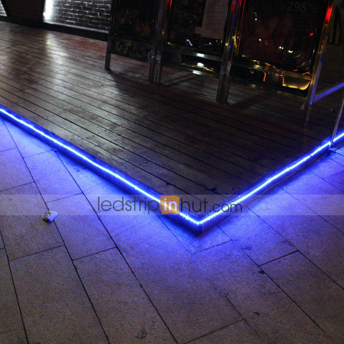 5050 Outdoor Single Color LED Strip Light 12V - 5m - 226 lm/ft - Weatherproof (IP65 /IP67 /IP68)